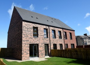 Phase one of Edinburgh Council’s Pennywell development featuring Russell Roof Tiles (2)