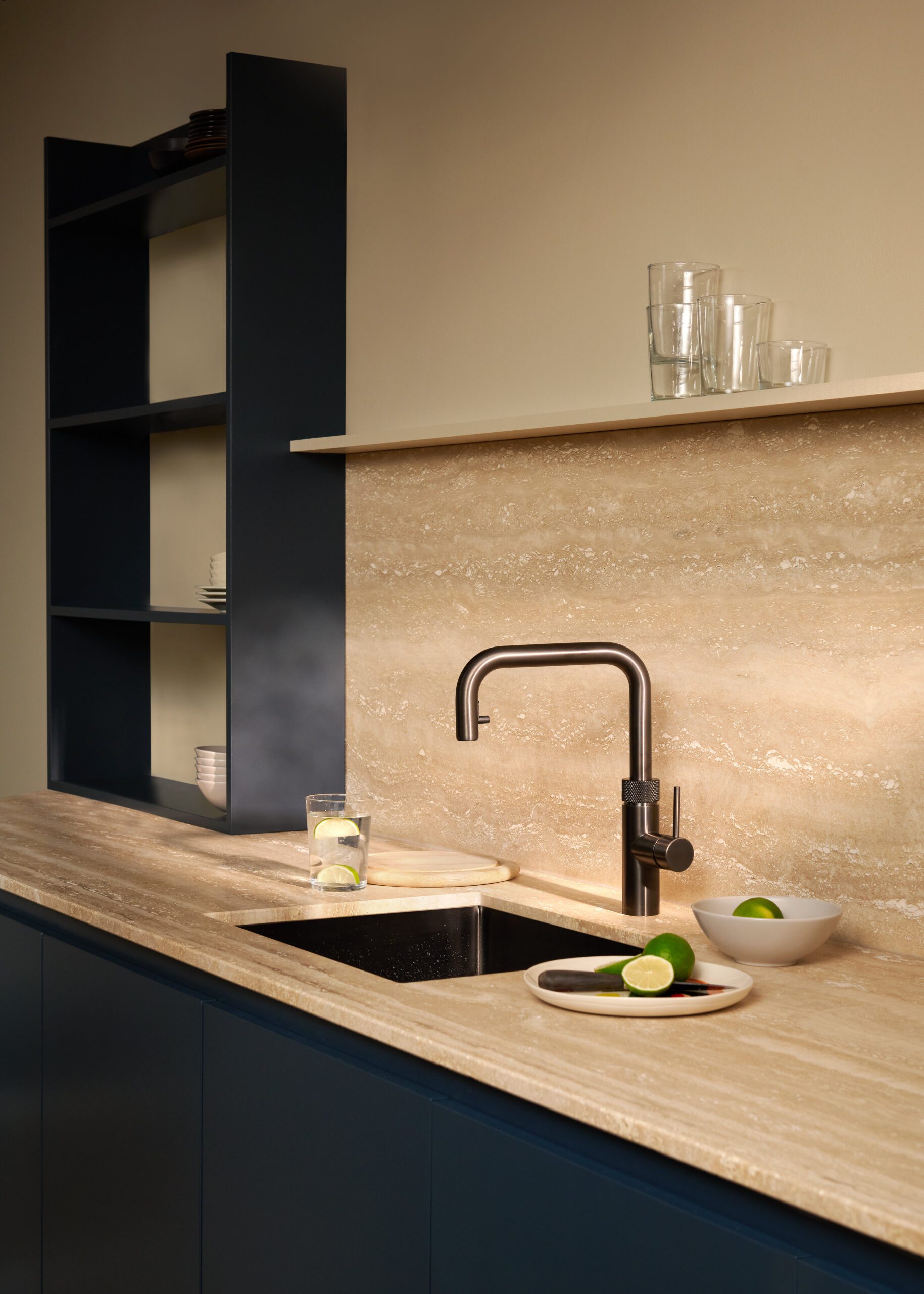 Flex Square Gunmetal Daniel Travertine Setting Still Portrait yourshow-home.com