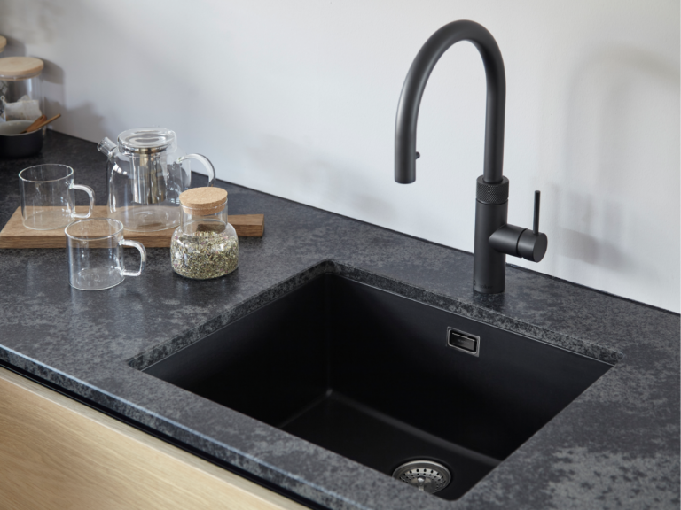 Greenwich N-100 in Puro and Quooker Flex Round in Black yourshow-home.com