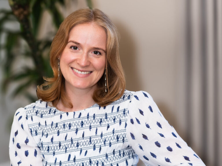 Liz Bell, BIID yourshow-home.com