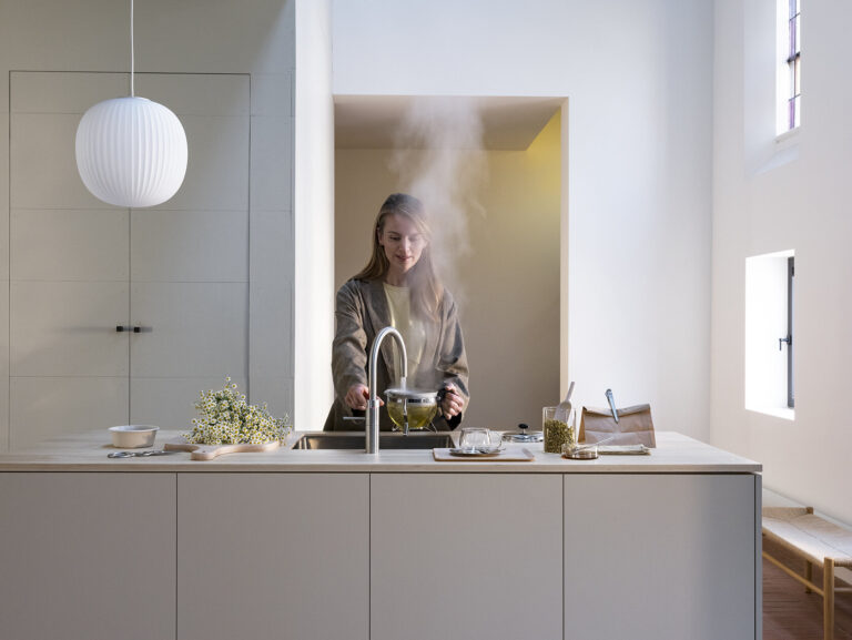 Fusion Round Stainless Steel AWO Boiling yourshow-home.com